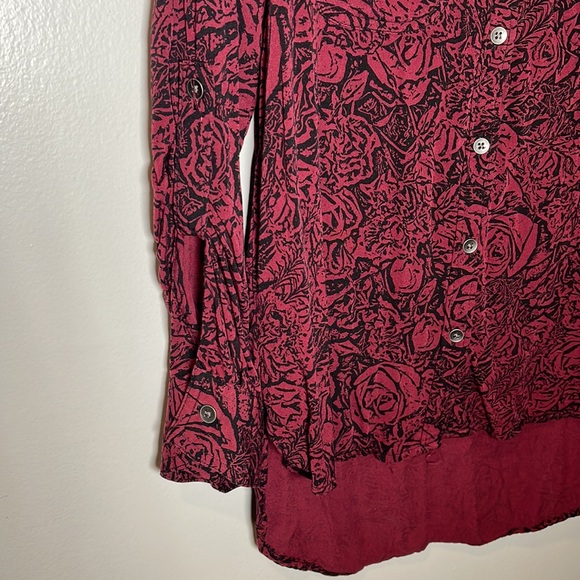 ROCK & REPUBLIC Rose Print Button Front Blouse Womens Medium - Picture 3 of 8